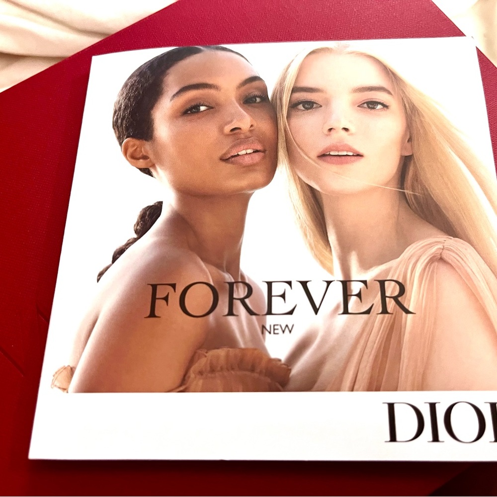 Fresh!The DIOR Iconic Hydrating Glow Foundation24hr wear sample card;glow primer - Picture 1 of 6